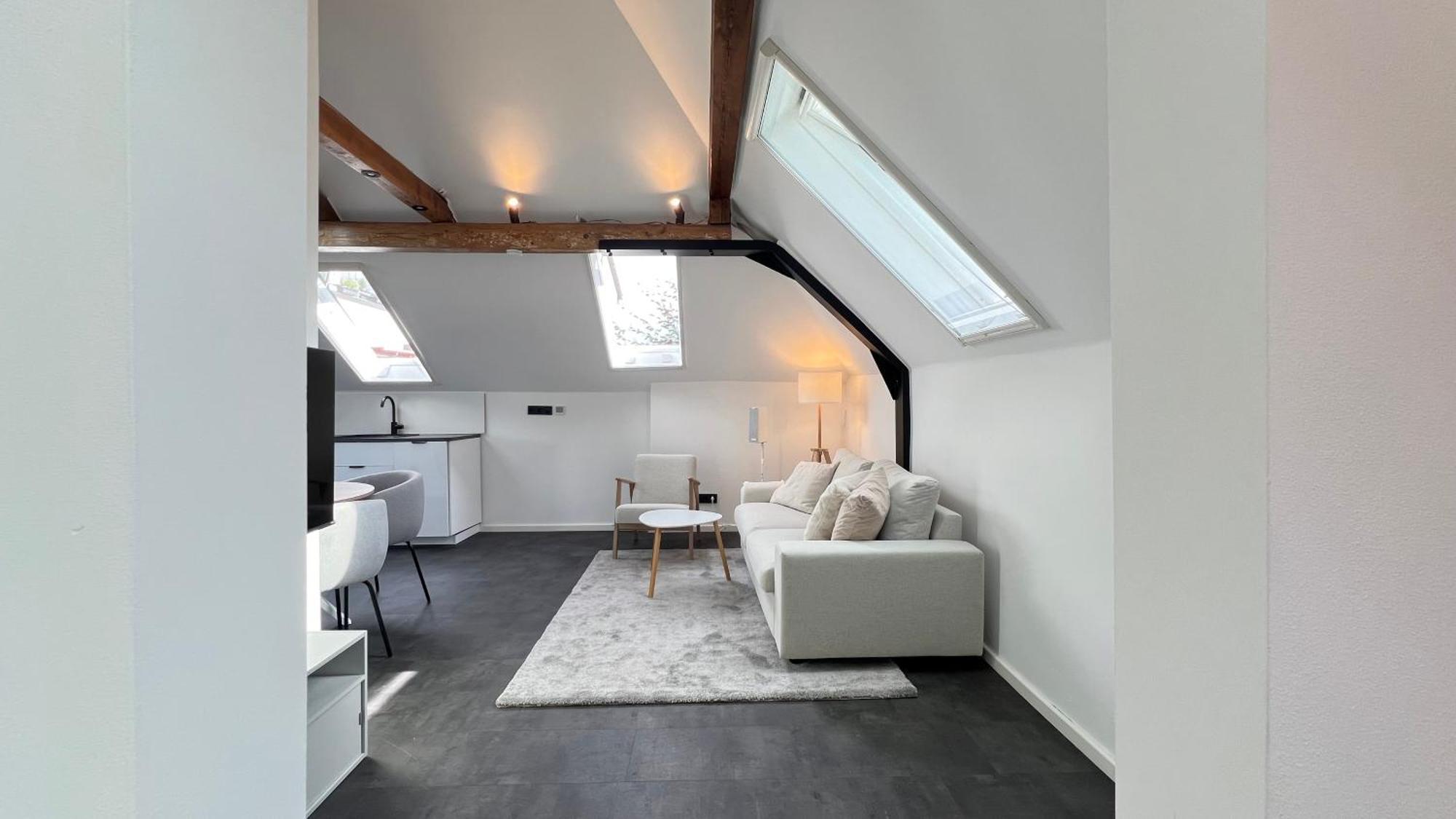Ludwigshome - Zentrale Lage, Luxusbad, Workspace, Klima Ludwigsburg Zewnętrze zdjęcie