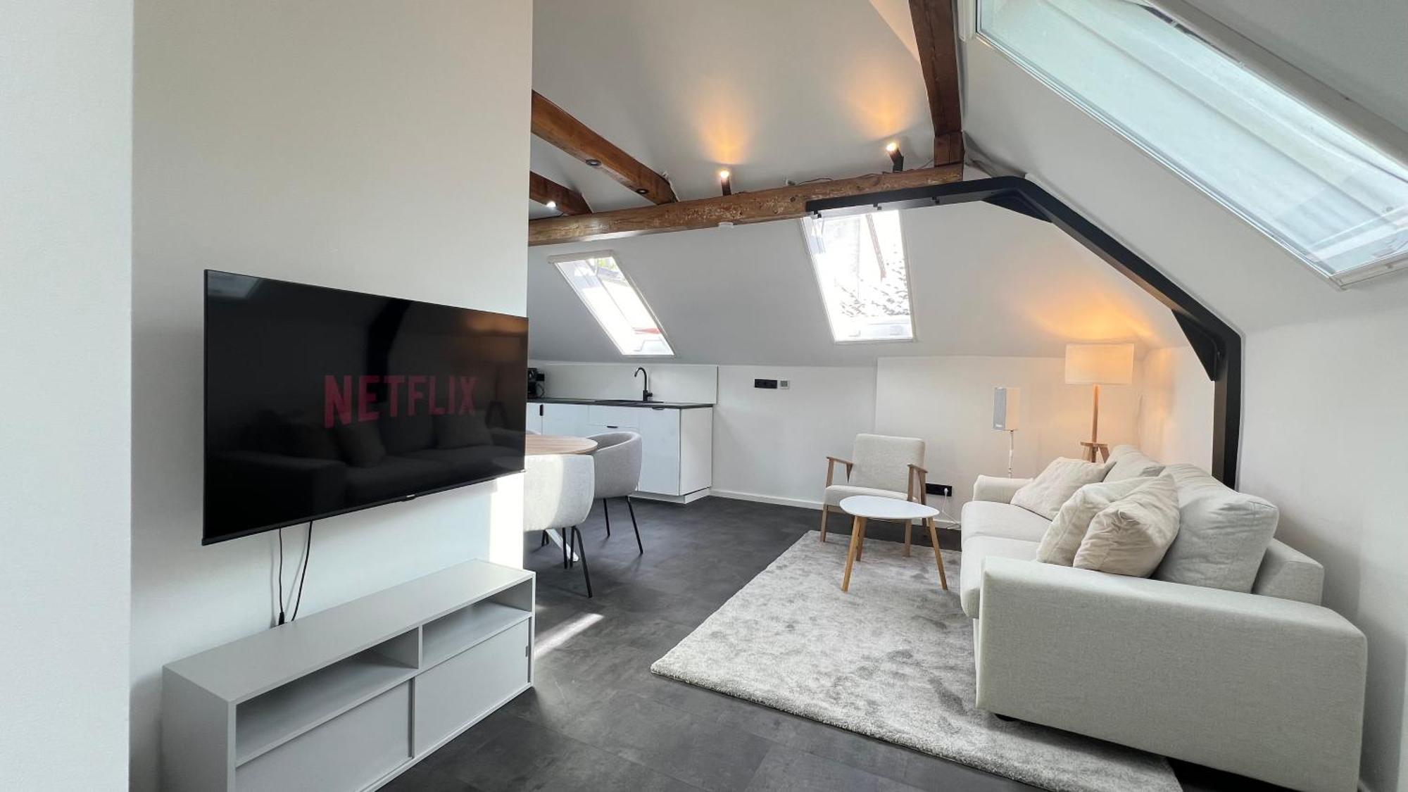Ludwigshome - Zentrale Lage, Luxusbad, Workspace, Klima Ludwigsburg Zewnętrze zdjęcie